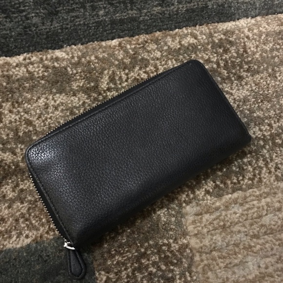 Coach "Logo" Black Leather Wallet π€ - Picture 4 of 4